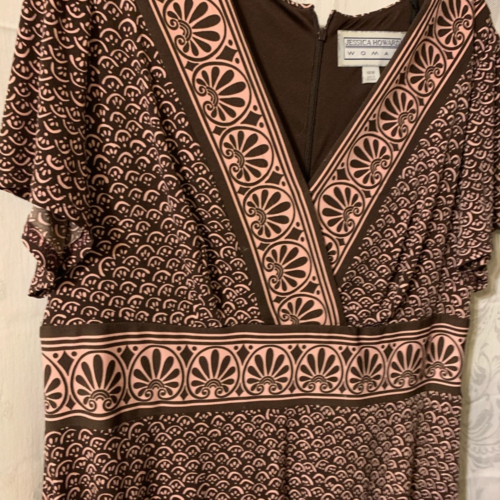 Dress - Picture 2 of 3